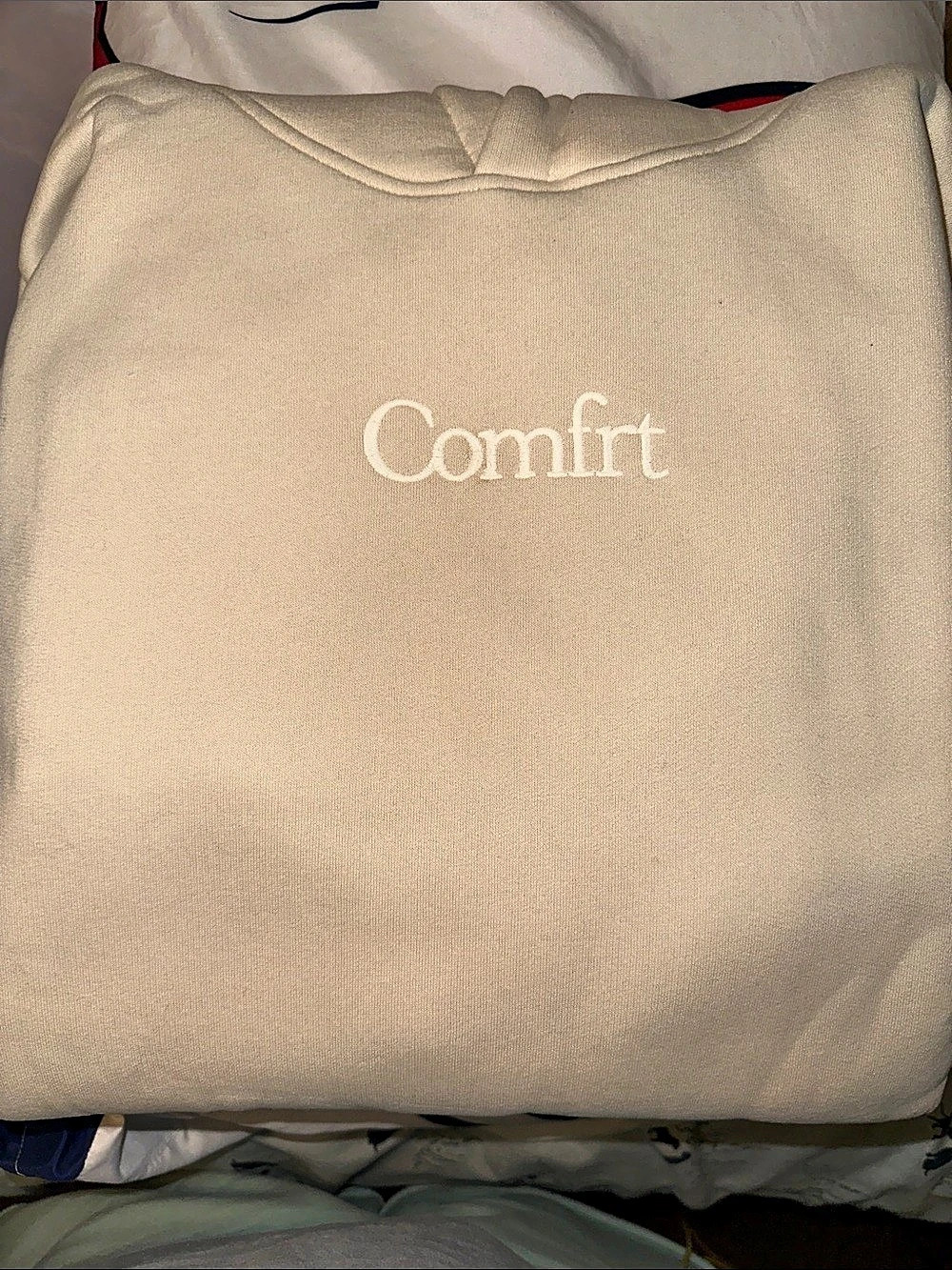 Comfrt Signature Hoodie in Bone Size Small NWT